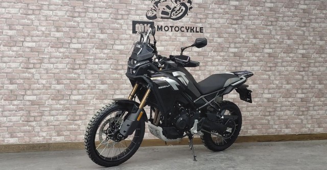 cf-moto