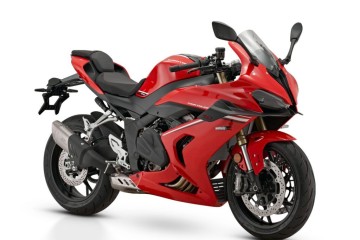 QJ MOTOR SRK 800 RR | Nowy Supersport | 4 Cylindry | 95 KM | Brembo